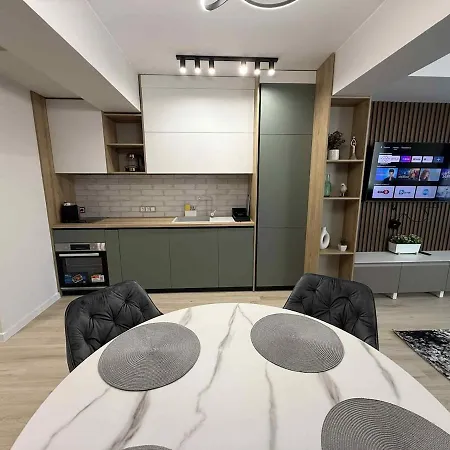 Elmar - елмар апартмент * Γιάμπολ